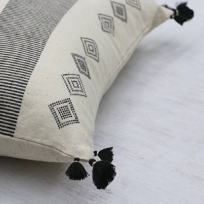 Trekant Handwoven Pillow Cover - Home Works