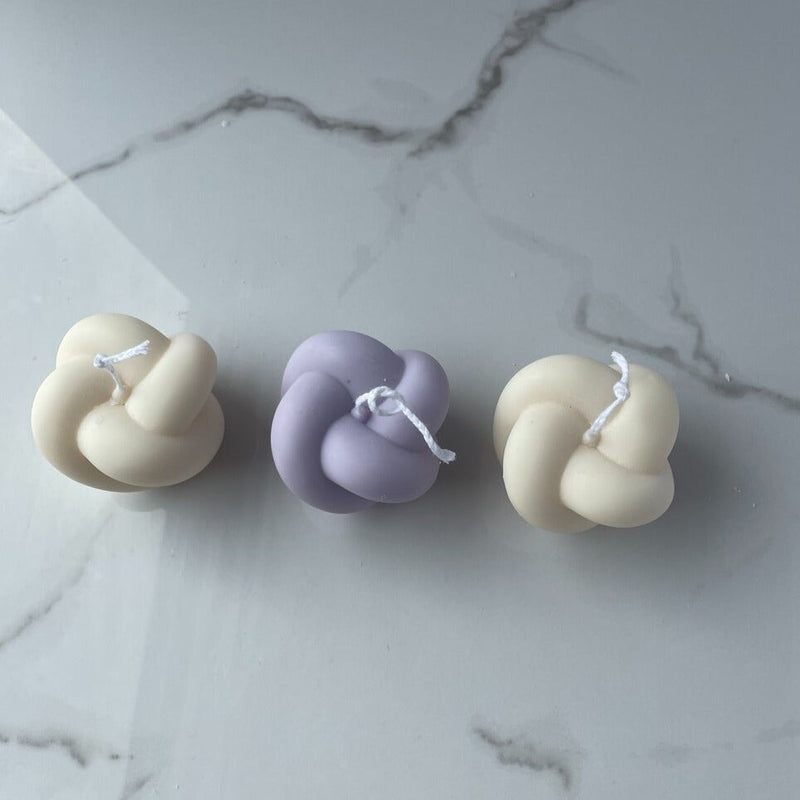 The Simple Knot Candle - Home Works