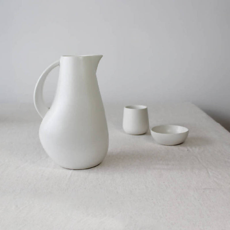 Stoneware Pitcher | Kuduo 64 Oz - Home Works