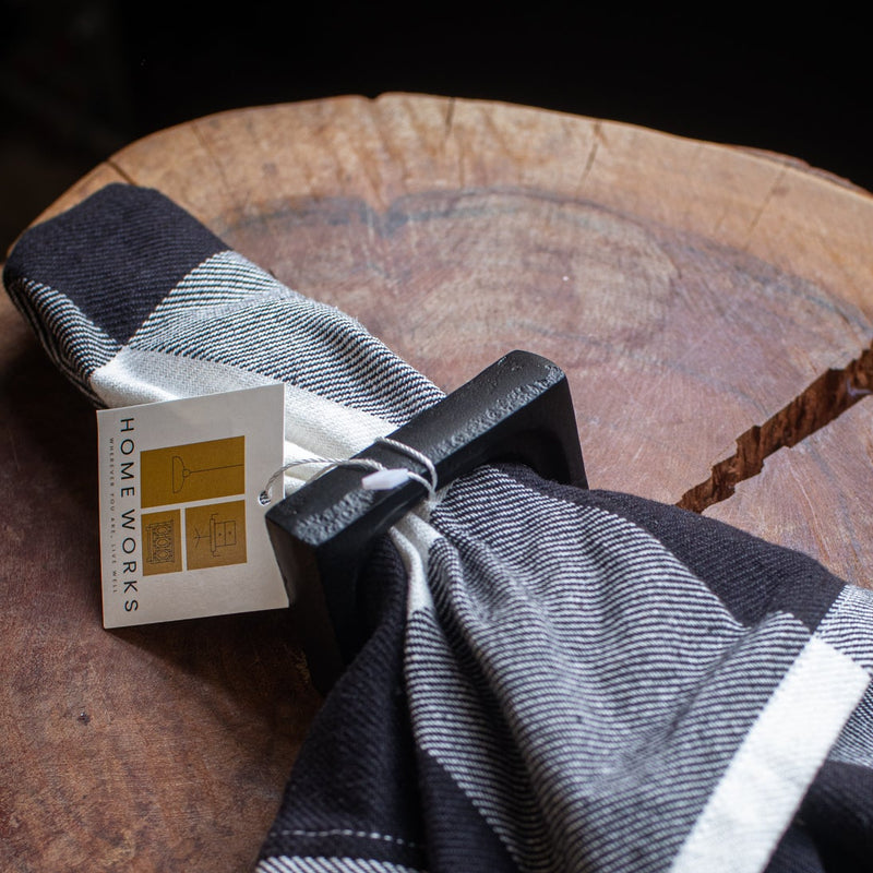 Blk Rectangle Napkin Ring - Home Works